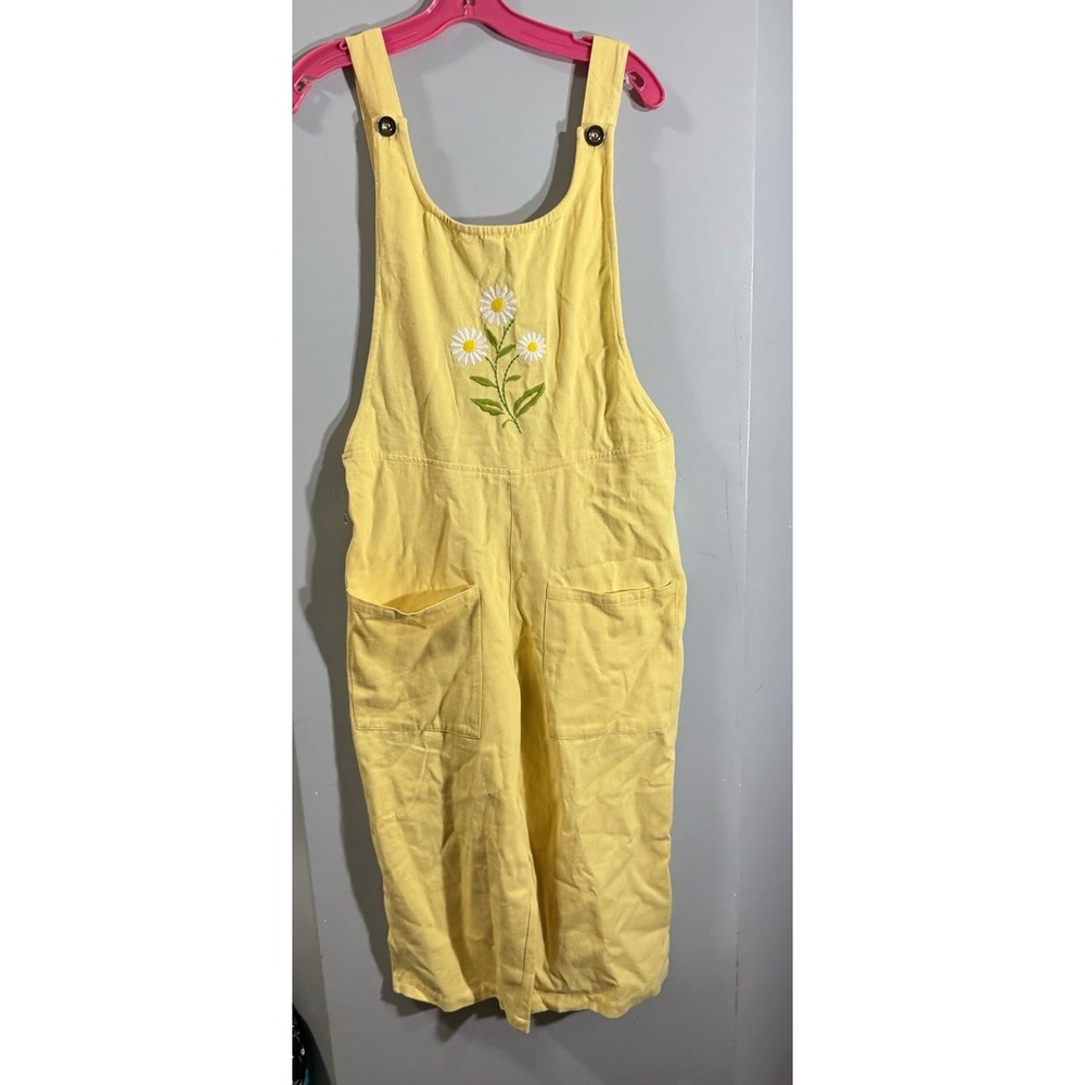 Country‎ store light yellow daisy embroidered cropped overalls medium vintage